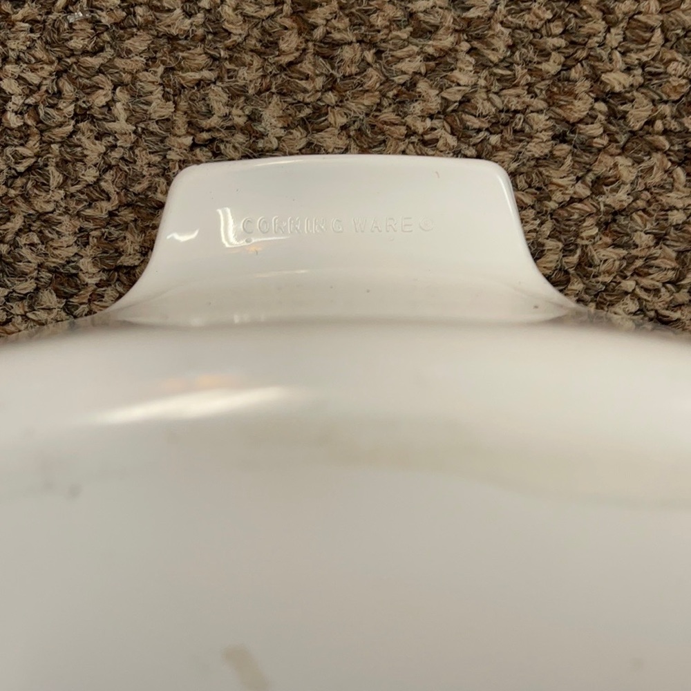 Corning Ware Peach Floral Design 1 1/2 Quart Dish - Picture 3 of 3